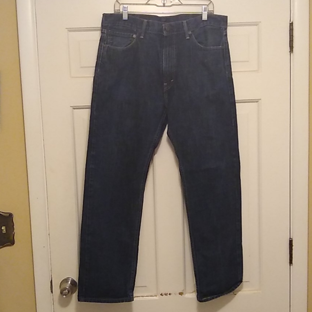 Levi jeans